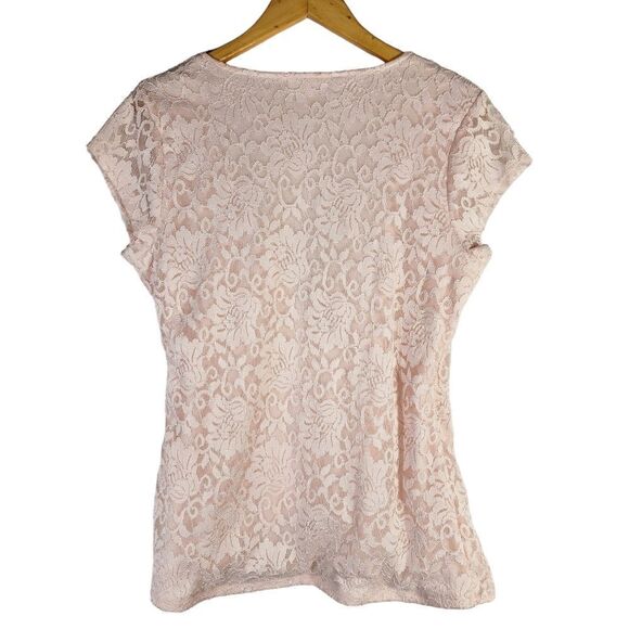 Maurice’s pink lace wrap  floral top size large - Picture 3 of 10